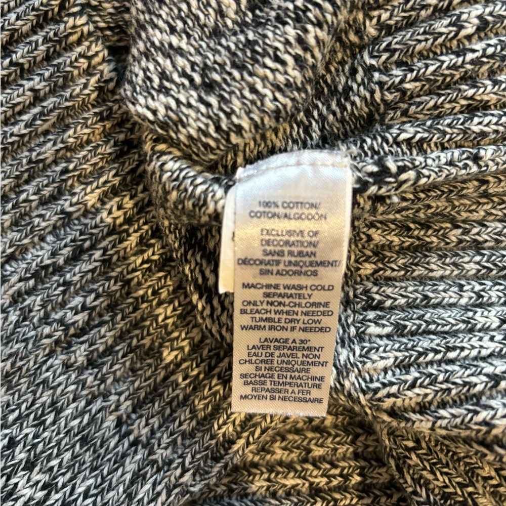 Chaps black and white sweater. - Picture 2 of 4